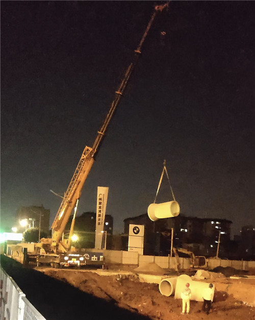 博望区“弯臂矫正”—— 吊车的 “形变补偿” 技术